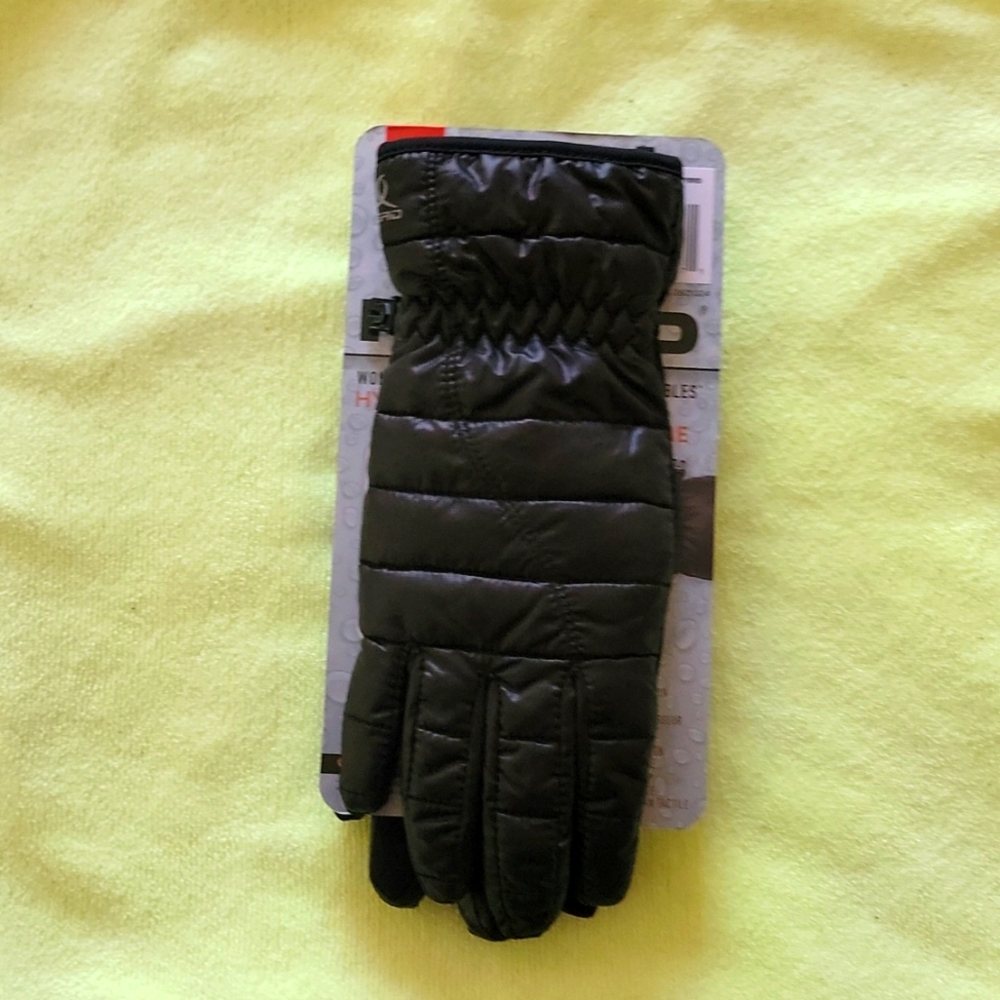 Gloves by HEAD